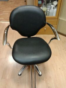 ZD-338 кресло парикмахерское 